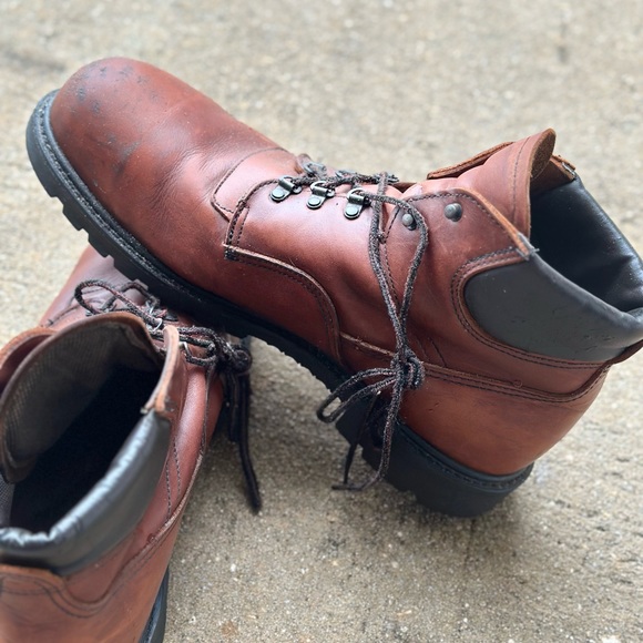 Red Wings steel toe boots - Picture 3 of 6